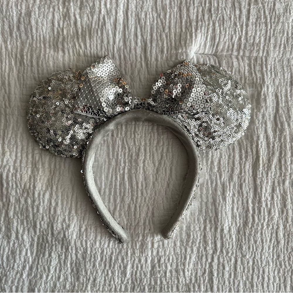 Silver shiny sequin ears